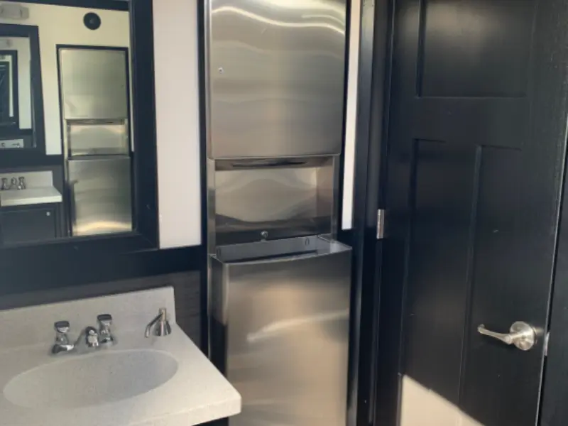 executive_plus_interior